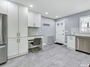 119 Staples Road, Easton CT 06612