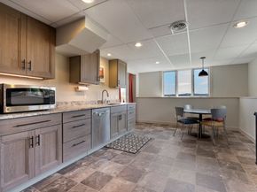 1 Cloverleaf Farm S, Sherman CT 06784