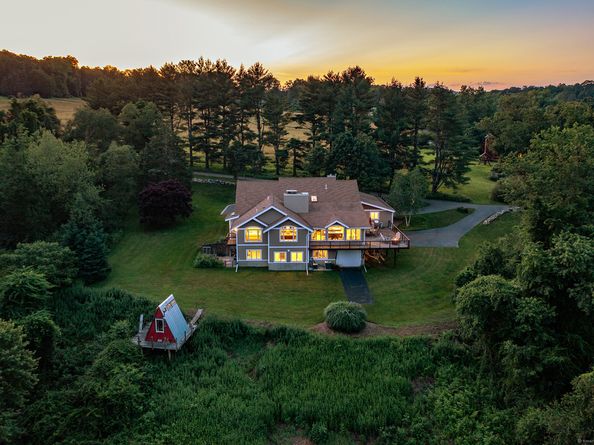 1 Cloverleaf Farm S, Sherman CT 06784