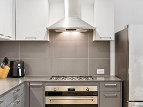 1075 Market Street 412, San Francisco CA 94103