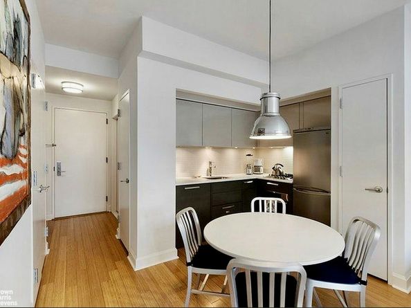 505 West 47th Street 1GN, New York NY 10036
