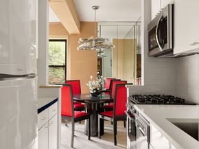 515 East 85th Street 6D, New York NY 10028