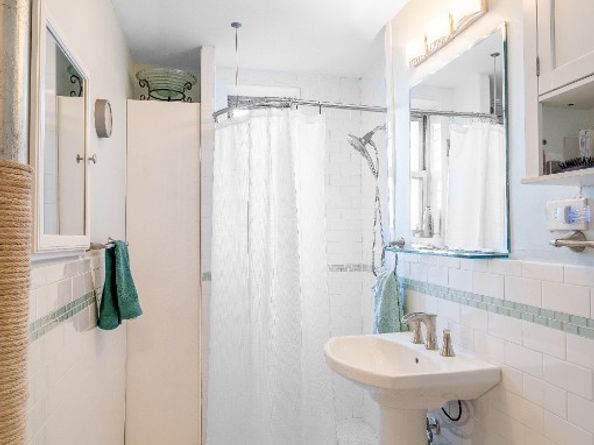 5650 Netherland Avenue 1A, Bronx NY 10471