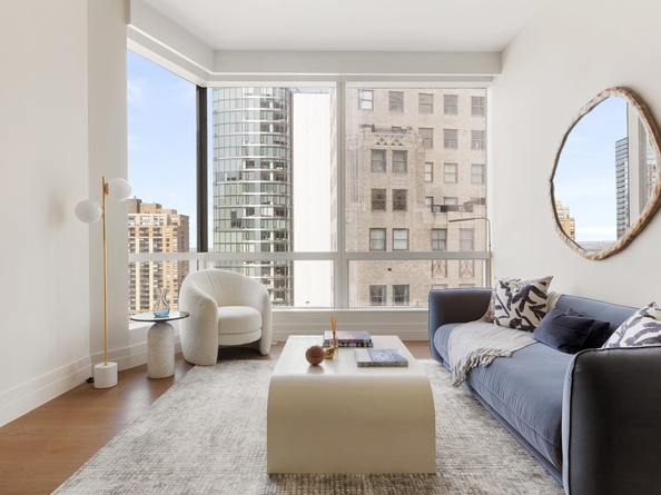 77 Greenwich Street 26C, New York NY 10006