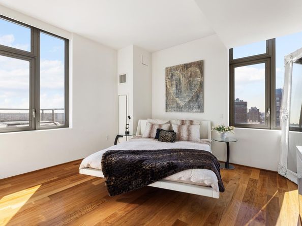 100 Jay Street PH, Brooklyn NY 11201