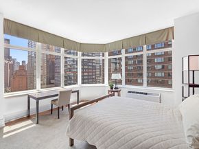 300 East 55th Street 16D, New York NY 10022