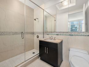 325 5th Avenue 39C, New York NY 10016