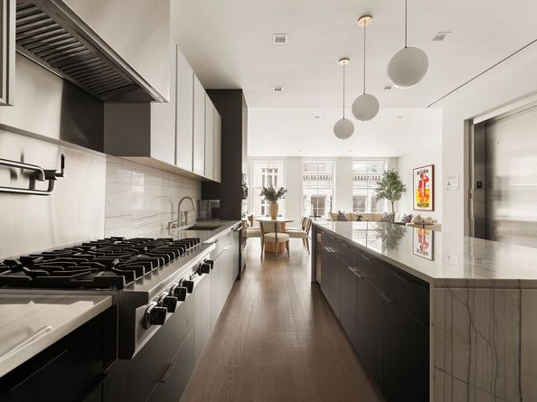 74 Grand Street 4, New York NY 10013