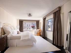 27 East 65th Street 11D, New York NY 10065
