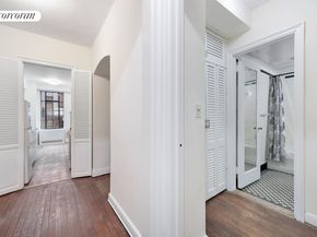 353 West 56th Street 2D, New York NY 10019