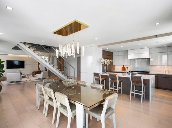 300 East 77th Street 27/28B, New York NY 10075