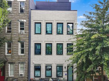 78 Eagle Street