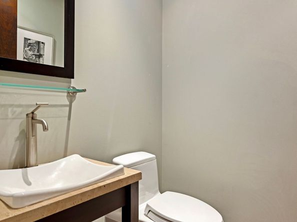 1 Main Street 9D, Brooklyn NY 11201