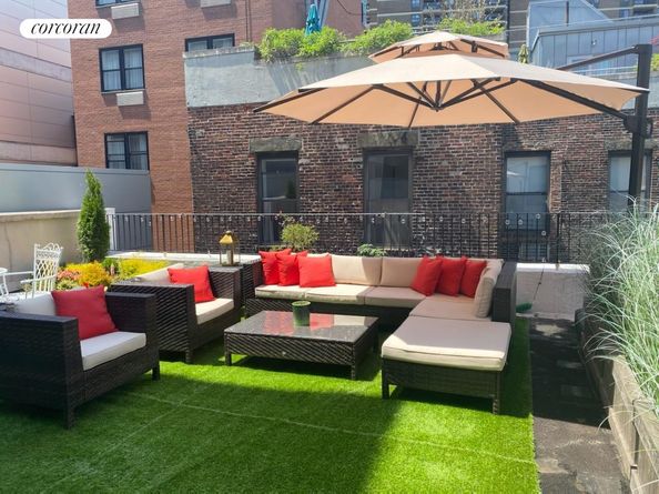 264 Water Street PHD, New York NY 10038