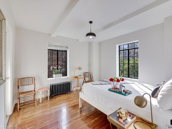 25 Tudor City Place 812, New York NY 10017