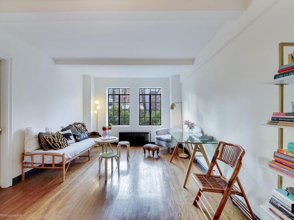25 Tudor City Place 812, New York NY 10017