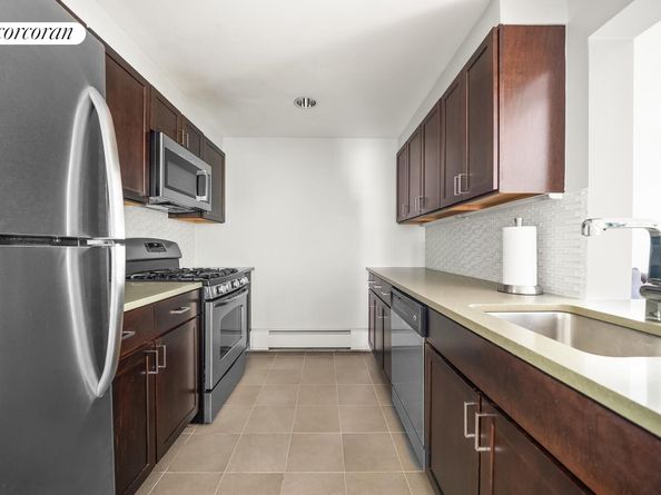 1885 Lexington Avenue 3E, New York NY 10035