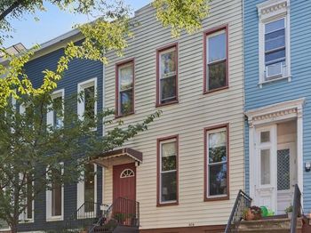 42A Windsor Place