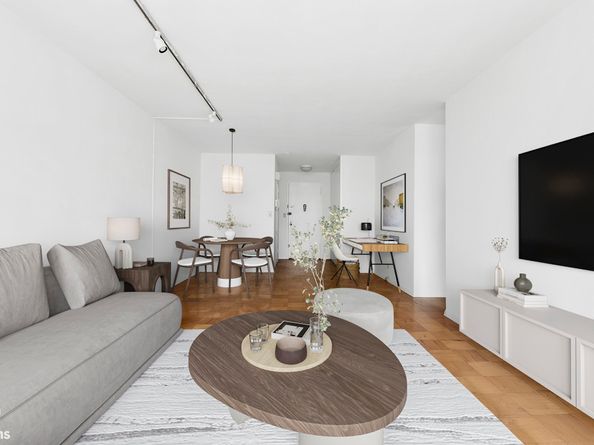 245 East 25th Street 12J, New York NY 10010