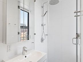 64 Macdougal Street 15, New York NY 10012