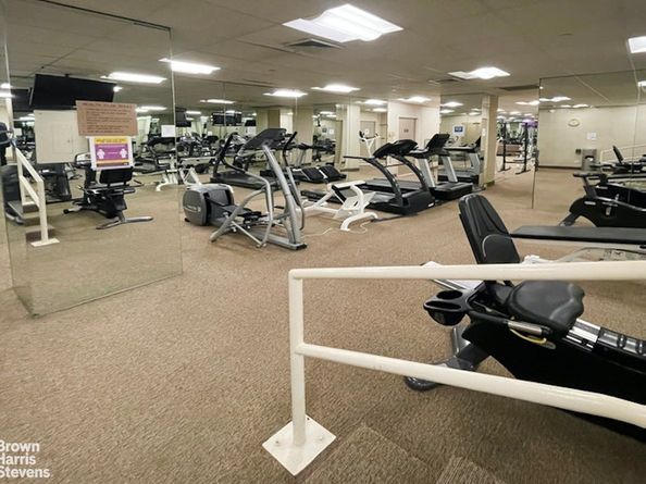 311 East 38th Street 18C, New York NY 10016