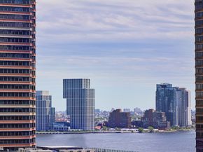 311 East 38th Street 18C, New York NY 10016