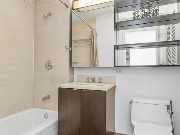 215-217 East 96th Street 30B, New York NY 10128
