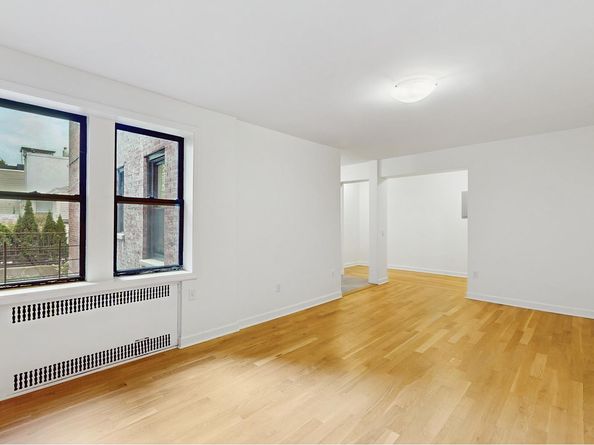 811 Cortelyou Road 1J, Brooklyn NY 11218