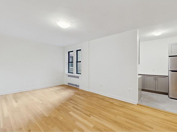 811 Cortelyou Road 1J, Brooklyn NY 11218