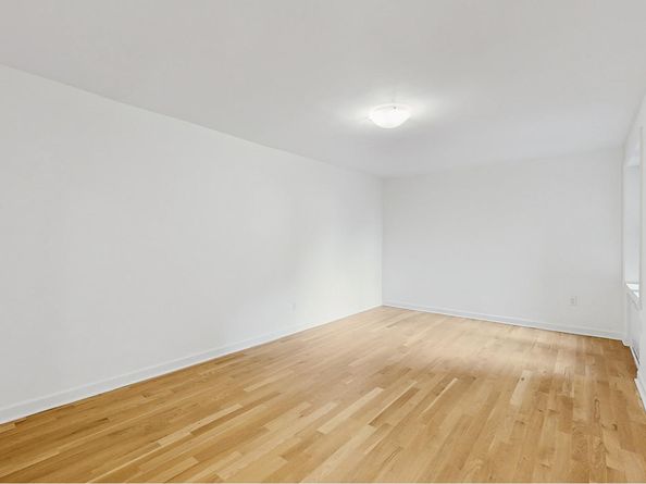811 Cortelyou Road 1J, Brooklyn NY 11218