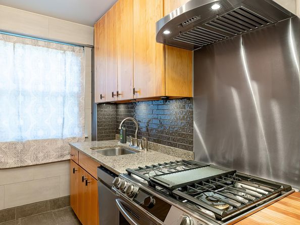 3850 Sedgwick Avenue 7A, Bronx NY 10463
