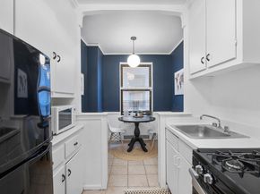 860 Grand Concourse 4B, Bronx NY 10451
