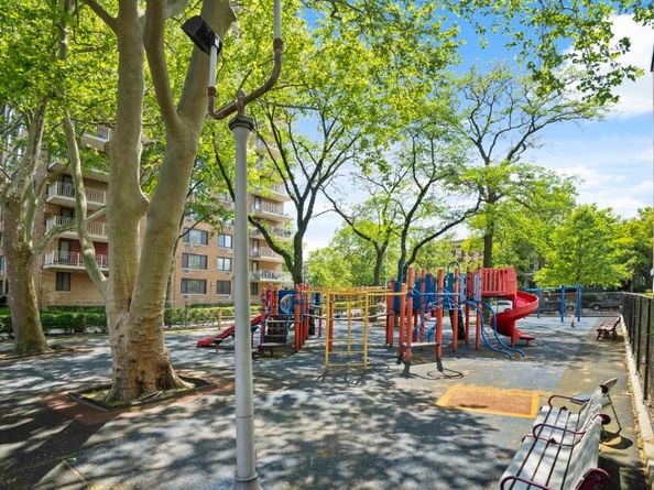 185 Hall Street 1411, Brooklyn NY 11205