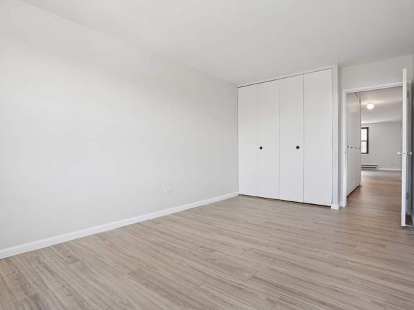379 West Street 2B, New York NY 10014