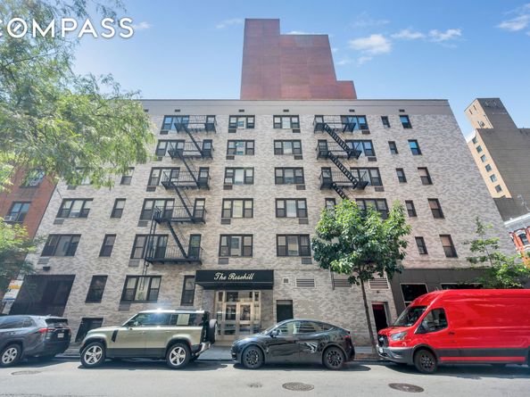 200 East 28th Street 6F, New York NY 10016