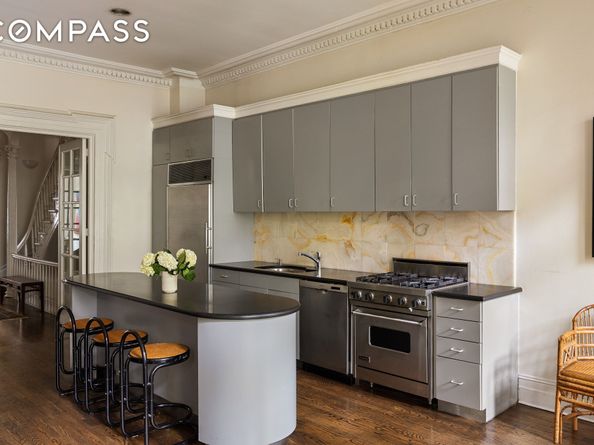 348 West 20th Street, New York NY 10011