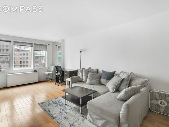 201 East 36th Street 16E, New York NY 10016