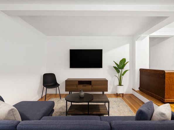 200 West 20th Street 701, New York NY 10011