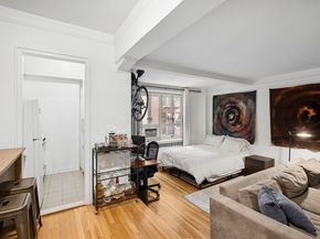 200 West 20th Street 701, New York NY 10011