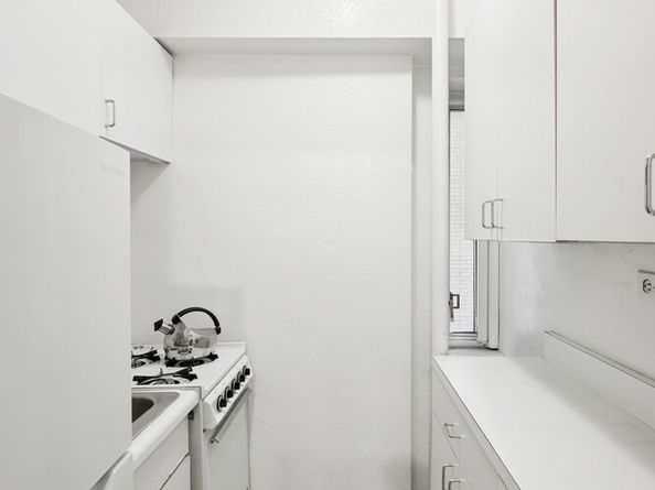 200 West 20th Street 701, New York NY 10011