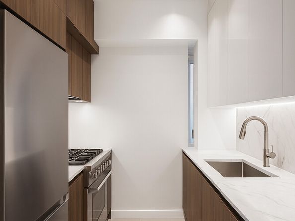 200 West 20th Street 701, New York NY 10011