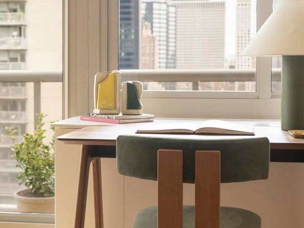 234 East 46th Street 302, New York NY 10017