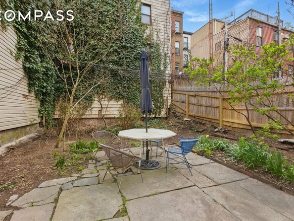 152 North 9th Street 3L, Brooklyn NY 11249