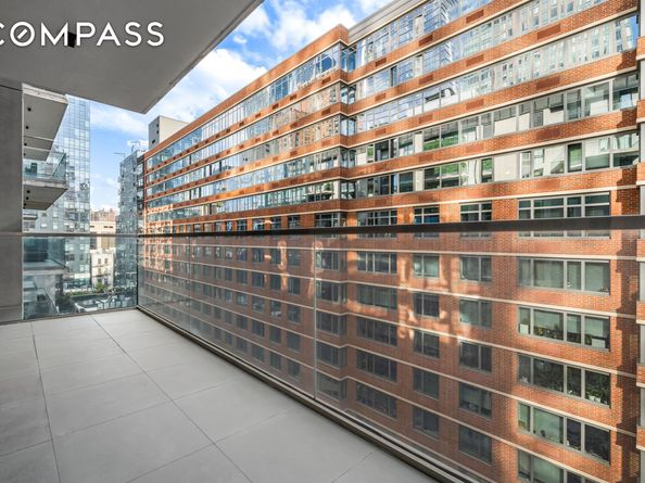 522 West 29th Street 7D, New York NY 10001