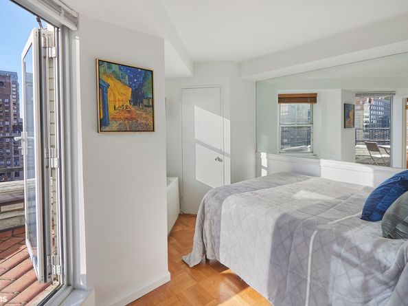 155 East 34th Street 19H, New York NY 10016