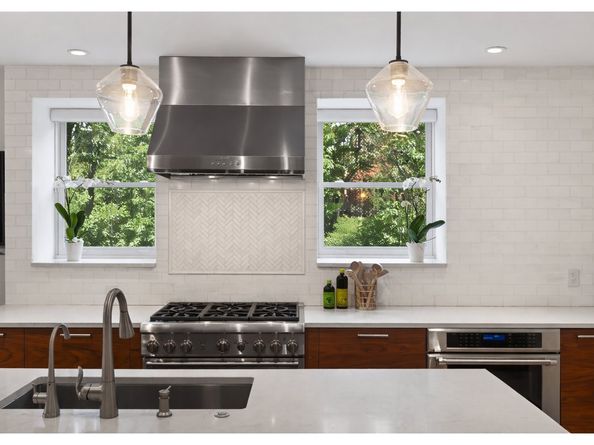 1601 11th Avenue, Brooklyn NY 11215