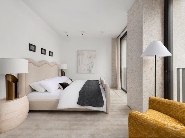 16 West 40th Street 21C, New York NY 10018