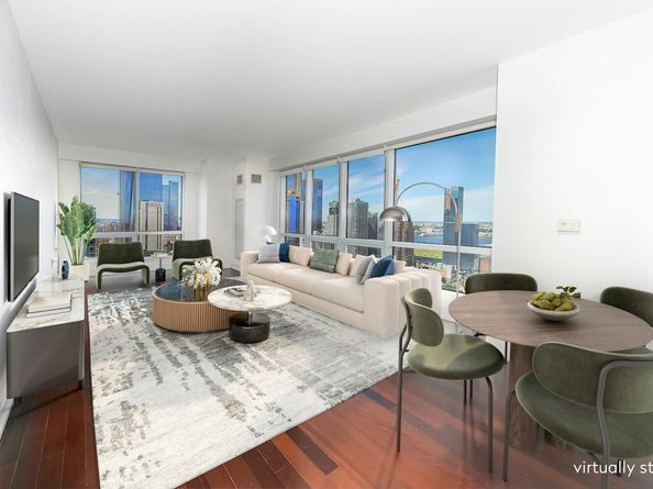 350 West 42nd Street 33H, New York NY 10036