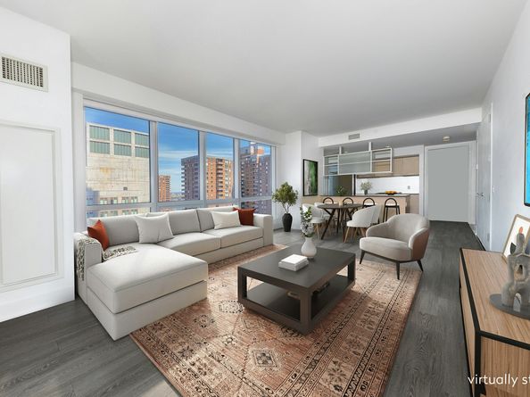 350 West 42nd Street 33H, New York NY 10036