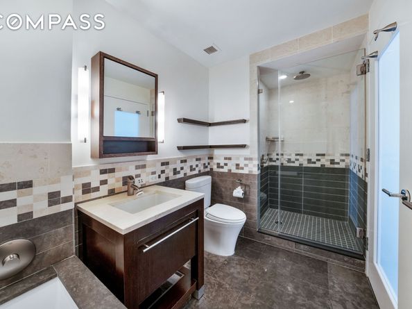 101 West 24th Street 19B, New York NY 10011